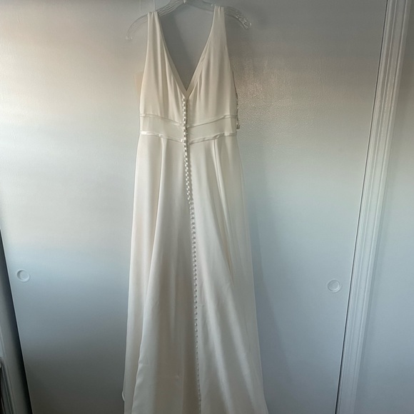 Wedding Dress- Maggie Soterro- size 14- white - Picture 2 of 6